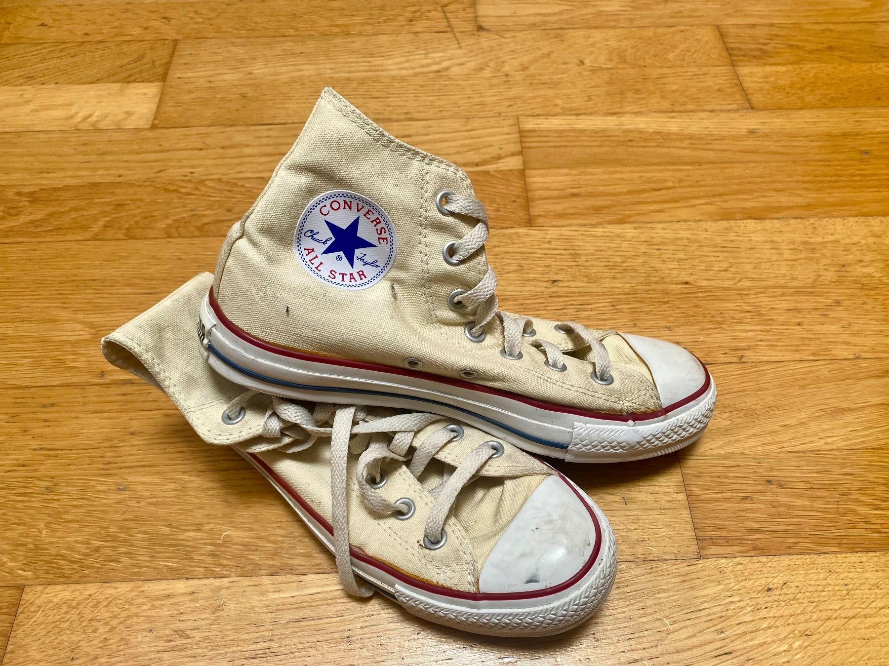 Converse Scarpe da uomo: Converse / All Stars Chucks – Usato da Luzern venduto da i-love-guacamole 2