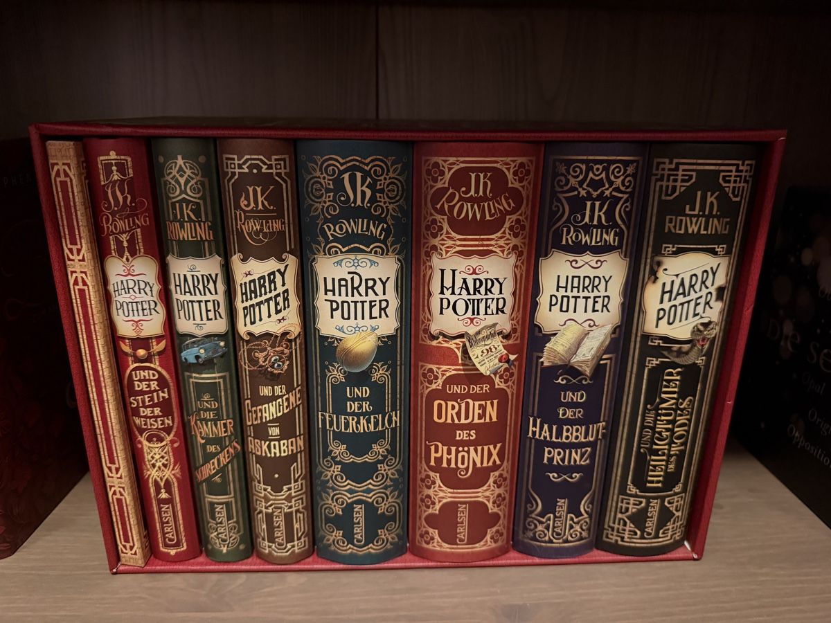 Livres: Harry Potter komplett – Neuf (Voir description) à Neukirch an der thur par Lorena.fiio
