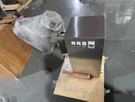 Mélangeur en V inox 30L pour poudres - NEUF sur palette