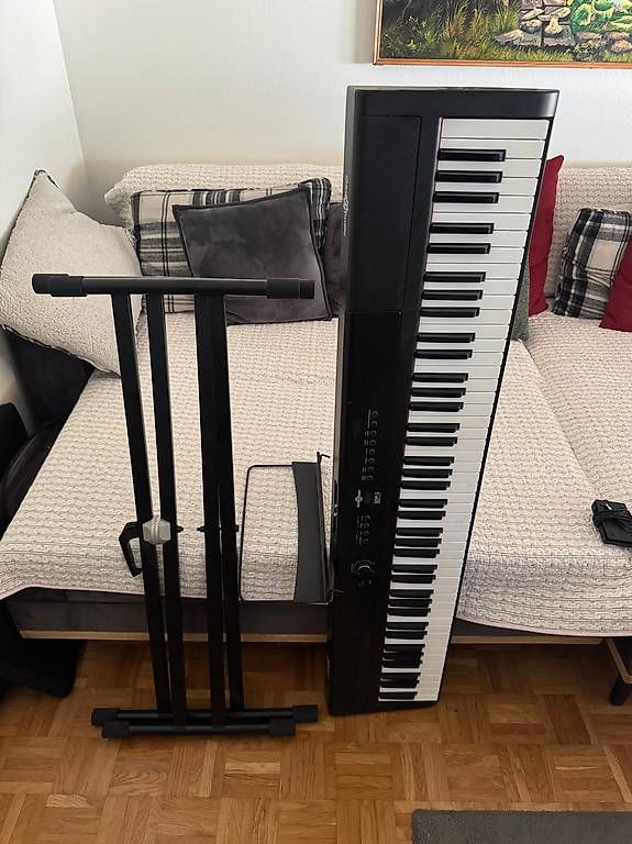 Strumenti musicali: Gear4music SDP-2 E-Piano – Usato da Thierachern venduto da michael_ma 1