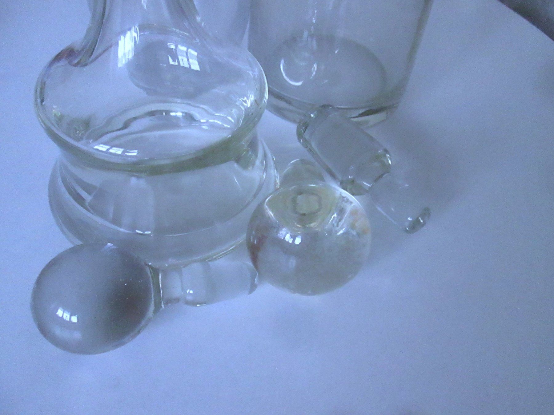 Bottiglie: 3 alte Glasflaschen – Usato da Sementina venduto da babucia 1