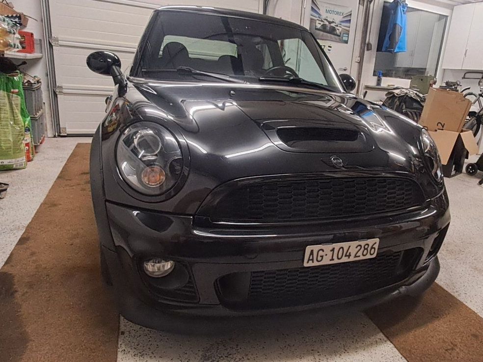 Mini Automobili: Mini Cooper S R56 – Usato da Reinach AG venduto da sch_66d2