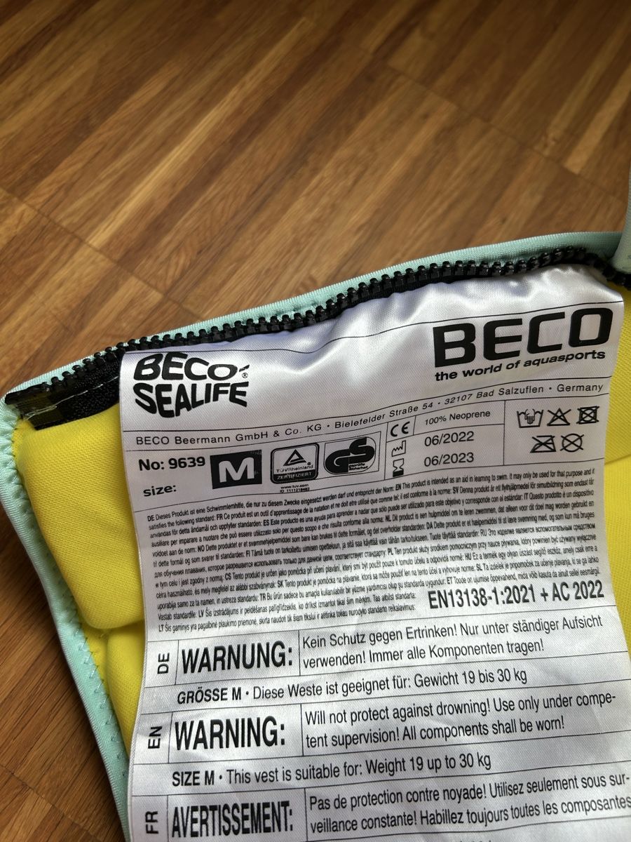 Beco Giubbotti di salvataggio: Beco Schwimmweste Gr. M – Nuovo (secondo la descrizione) da Wettswil venduto da Jules87 1