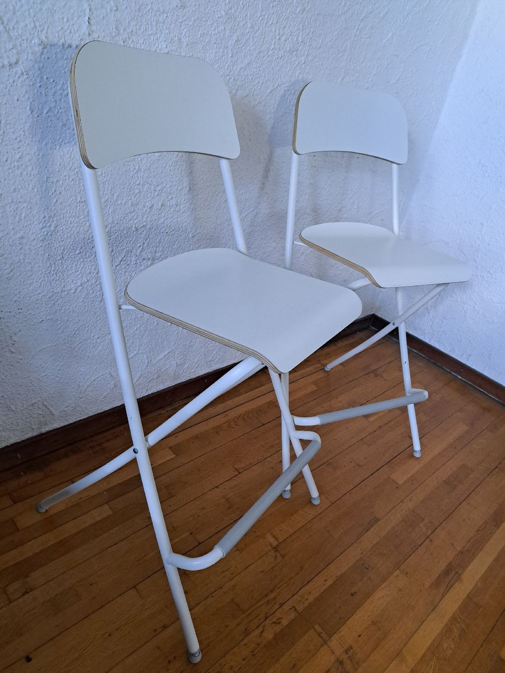 Ikea Sedie: 2 Barhocker /Stühle weiss Ikea – Usato da Bergdietikon venduto da LustigerLoewenzahn 1
