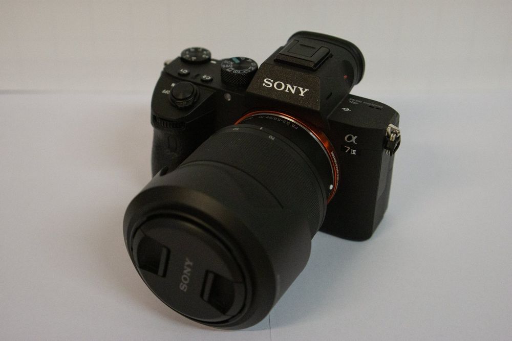 Sony Alpha 7 lll + 28-70mm (nur 3662 Auslösungen) | Kaufen auf Ricardo