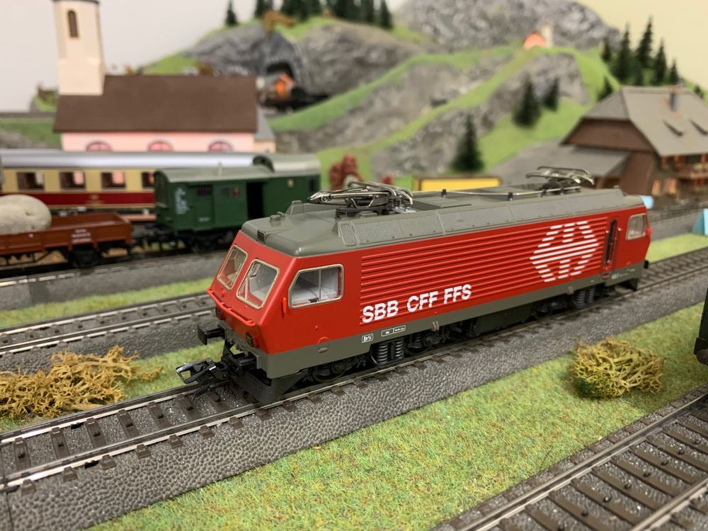 HN2627 BLS, electric locomotive Re 4/4 173 Lötschental, ep. IV-V --- BLS 60th