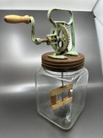 Antike Butterschleuder, aus Gusseisen & Glas Sehr dekorativ,