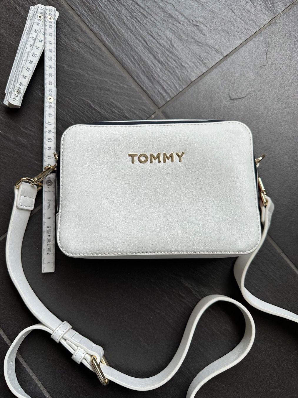 Tommy Hilfiger Borse da donna: Tommy Hilfiger Handtasche – Usato da Küsnacht ZH venduto da Dasdoo