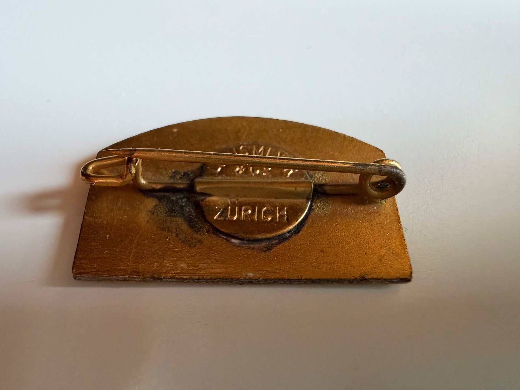 Placchette & Badge: Anstecker Pin BERNA – Usato da Winterthur venduto da calocephalus 2