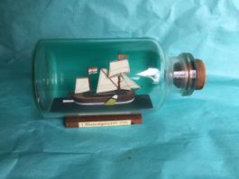 Mini Flasche mit Schiff 1:12