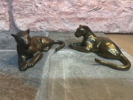 Vintage Messingfiguren 2 liegenden Löwin