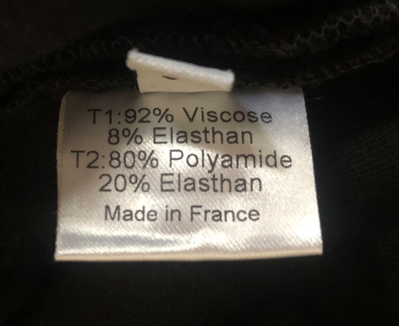 Vestiti: Alexandre Vauthier, robe noire – Usato da Genève venduto da dachaw 4