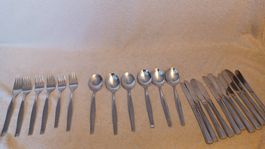 Besteck Set Edelstahl Gabeln Löffel Messer gebraucht