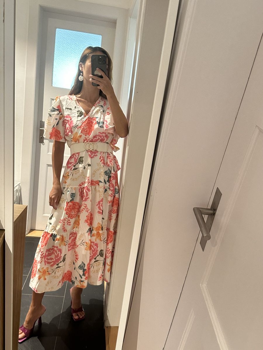 Robes: Kleid – Neuf (Voir description) à Bern par mystyle_bern