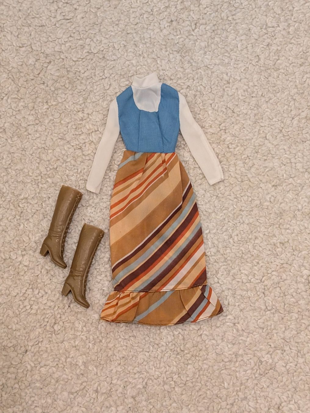 Bambole: Barbie Kleid 70er – Usato da Zürich venduto da Elena_N