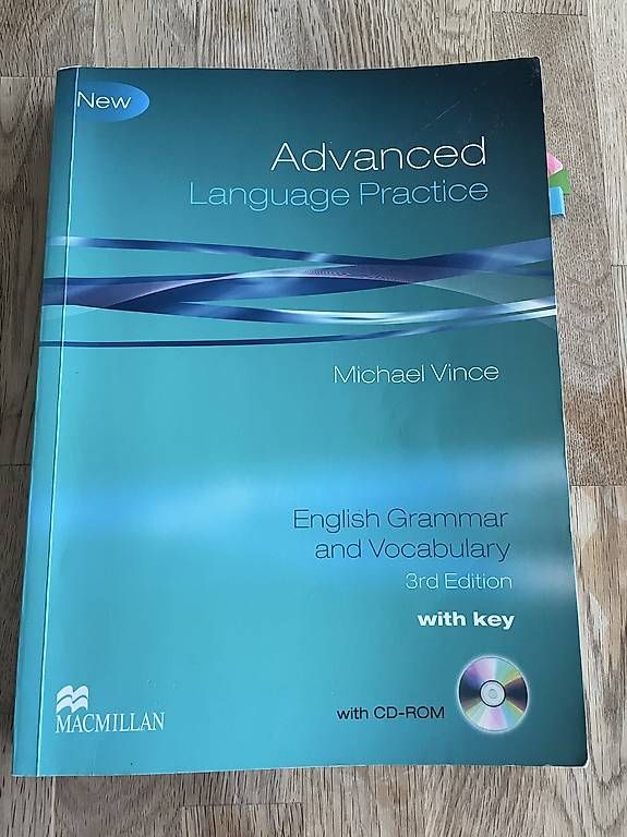 Libri: Buch Advanced English  – Usato da St. Gallen venduto da mpo_5dlc