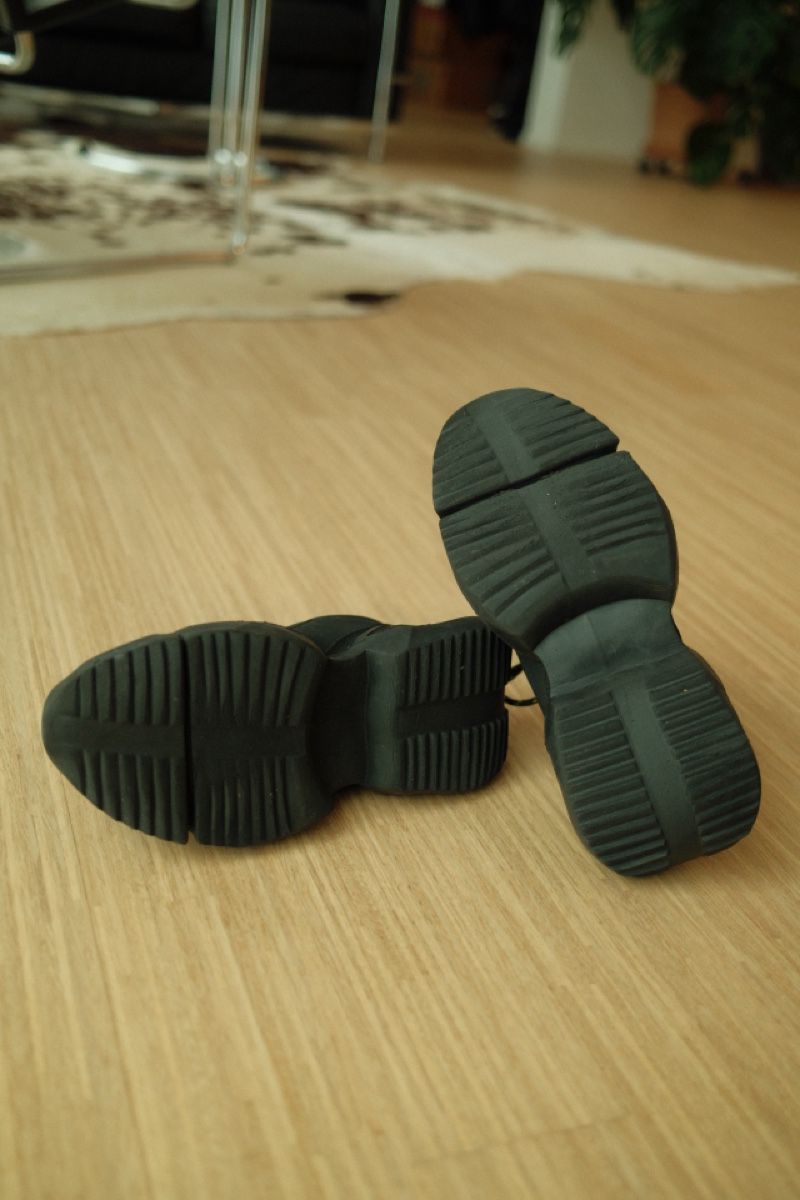 Scarpe da uomo: Schwarze Sneaker, Grösse 40 – Usato da Winterthur venduto da ZombieSpaceShark 2
