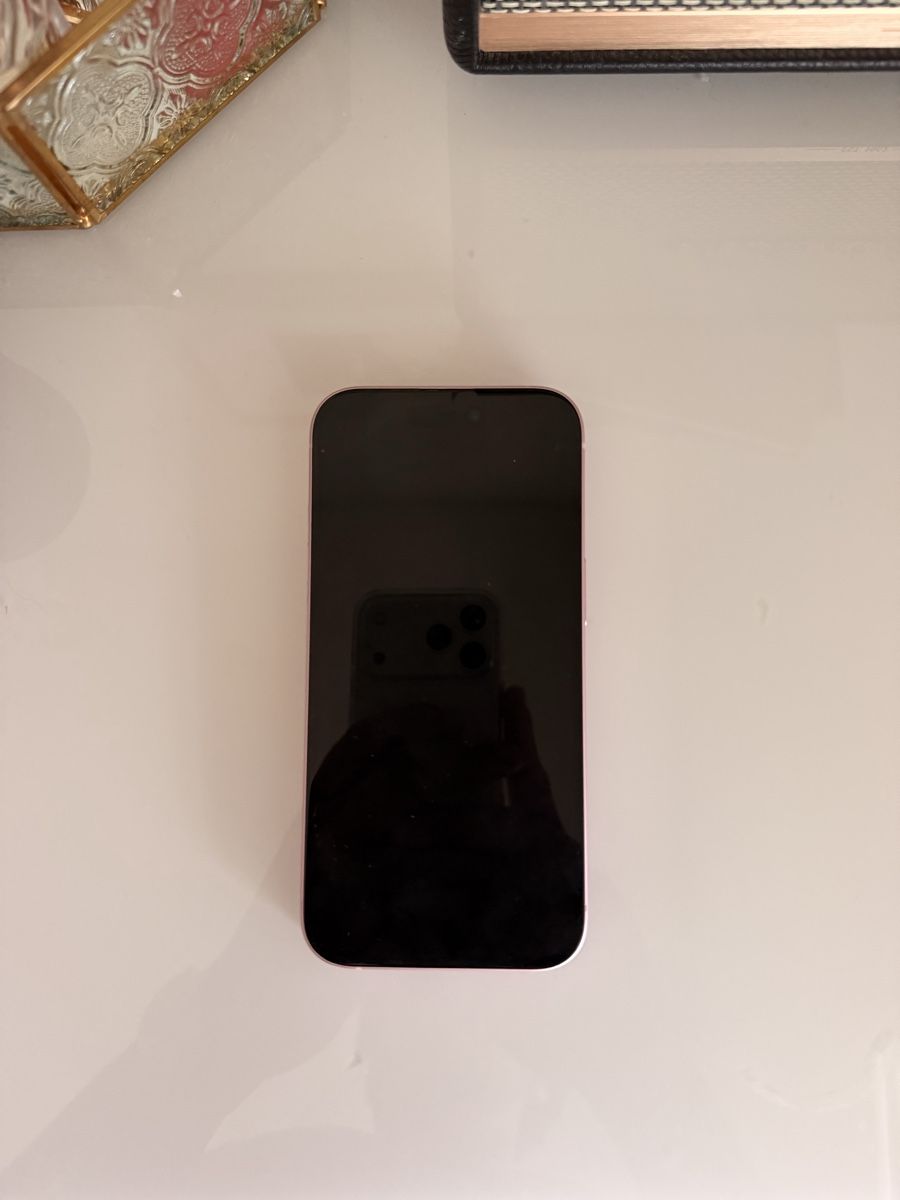 Apple Telefoni cellulari / Smartphones: iphone 15 Pink – Usato da Wetzikon ZH venduto da jul_8jll