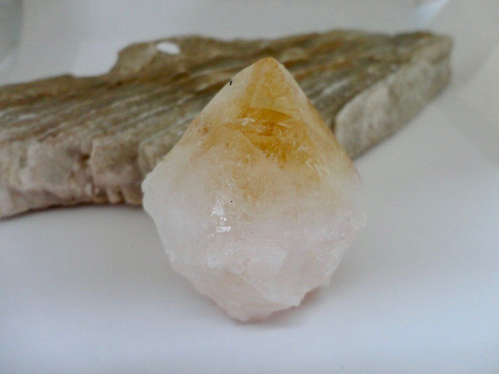 Edelsteine: Spitze Citrin gebrannt  mit Stehfläche – Neu (gemäss Beschreibung) aus Biberist von Steine 1