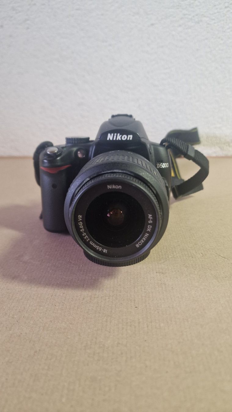 Nikon Kamera: Nikon D5000 Spiegelreflexkamera mit Objektiven – Gebraucht aus Sirnach von Giordi1 2