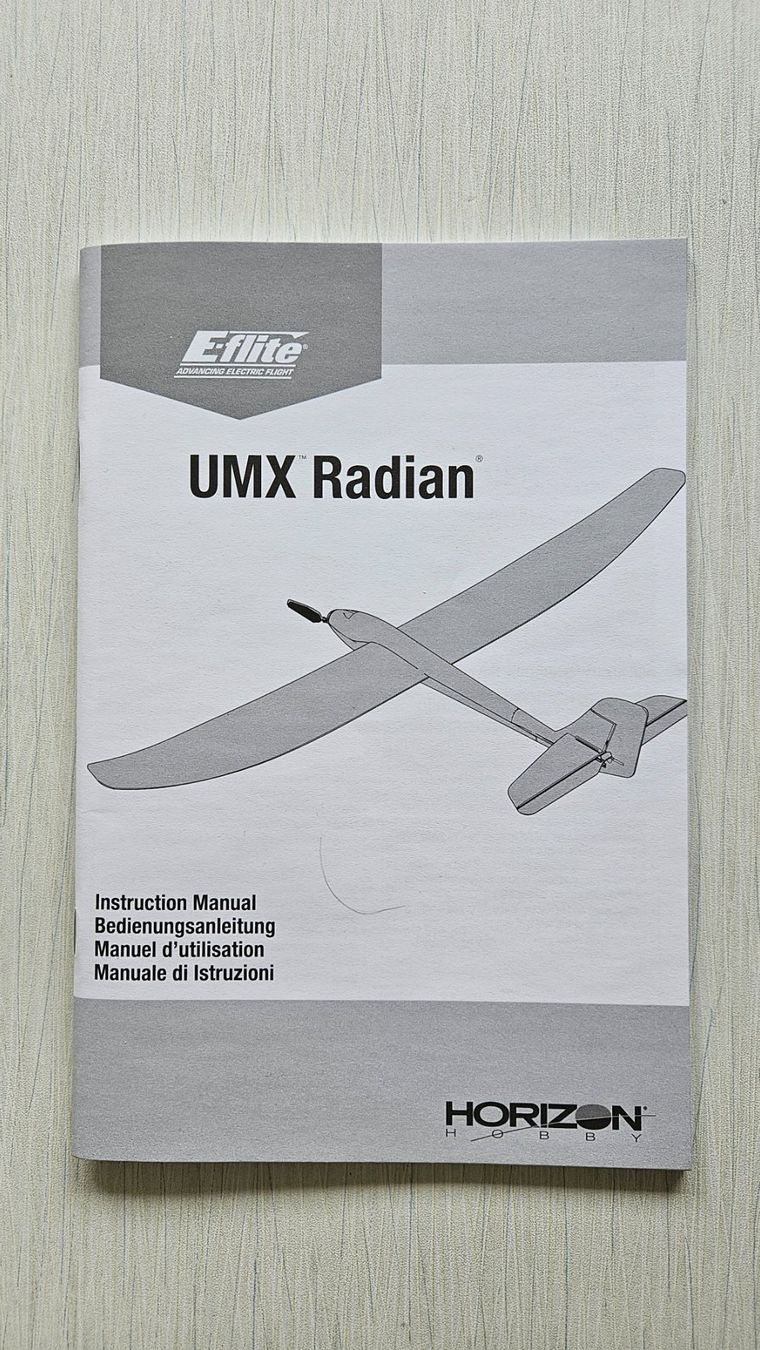 E-Flite Modellismo RC: E-flite UMX Radian, neueste Version mit ASX 3 – Usato da Schmerikon venduto da sailorman45 4