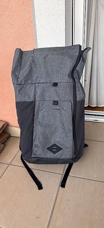 Rucksäcke: Zaino nuovo Quechua – Gebraucht aus Viganello von ale_hg6d