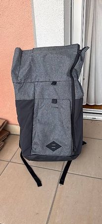 Zaino nuovo Quechua