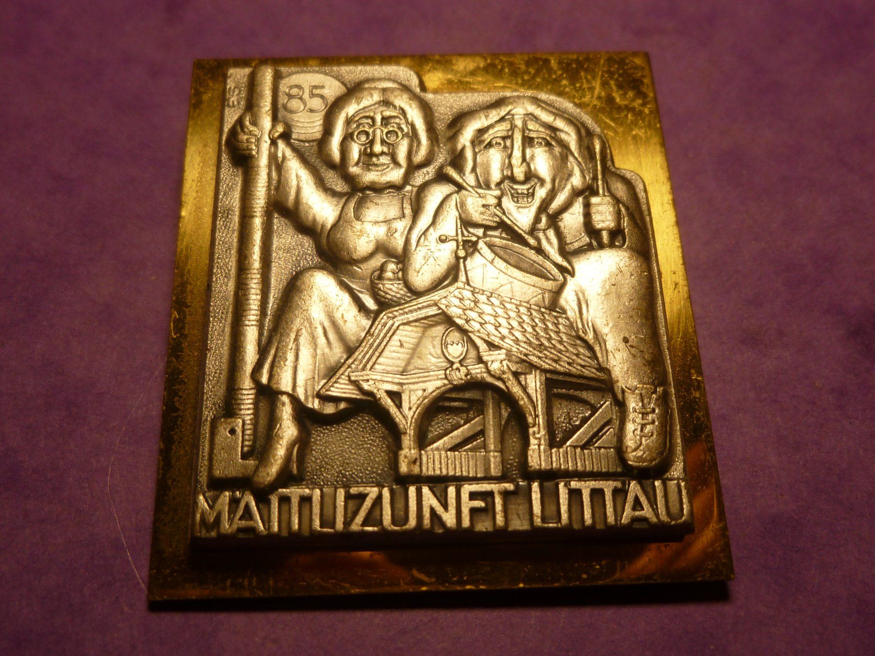 Placchette & Badge: LITTAU 1985 GOLD – Usato da Ried (Muotathal) venduto da Mandarin02
