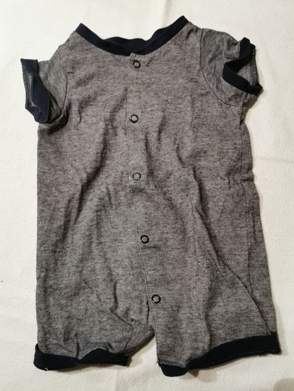 Lotti & Set di vestiti: Kurze Overalls Gr 62 – Usato da Zollikofen venduto da samantha308 2