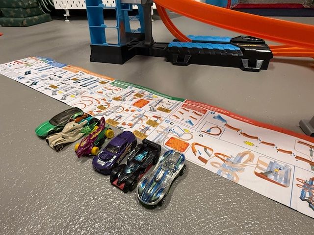 Hot Wheels Giocattoli: Hotwheels Sky Crash Tower mit 6 Autos – Usato da Zürich venduto da urs_myf7 4