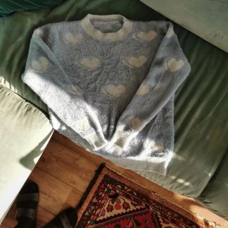 Kuscheliger Pulli mit Herzchen Gr. S