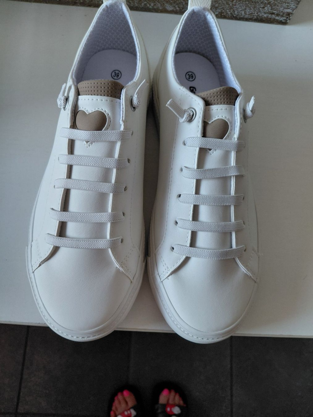 Graceland Scarpe da donna: Neue Damen Sneacker gr 39 – Nuovo (secondo la descrizione) da Aesch BL venduto da shiva0211