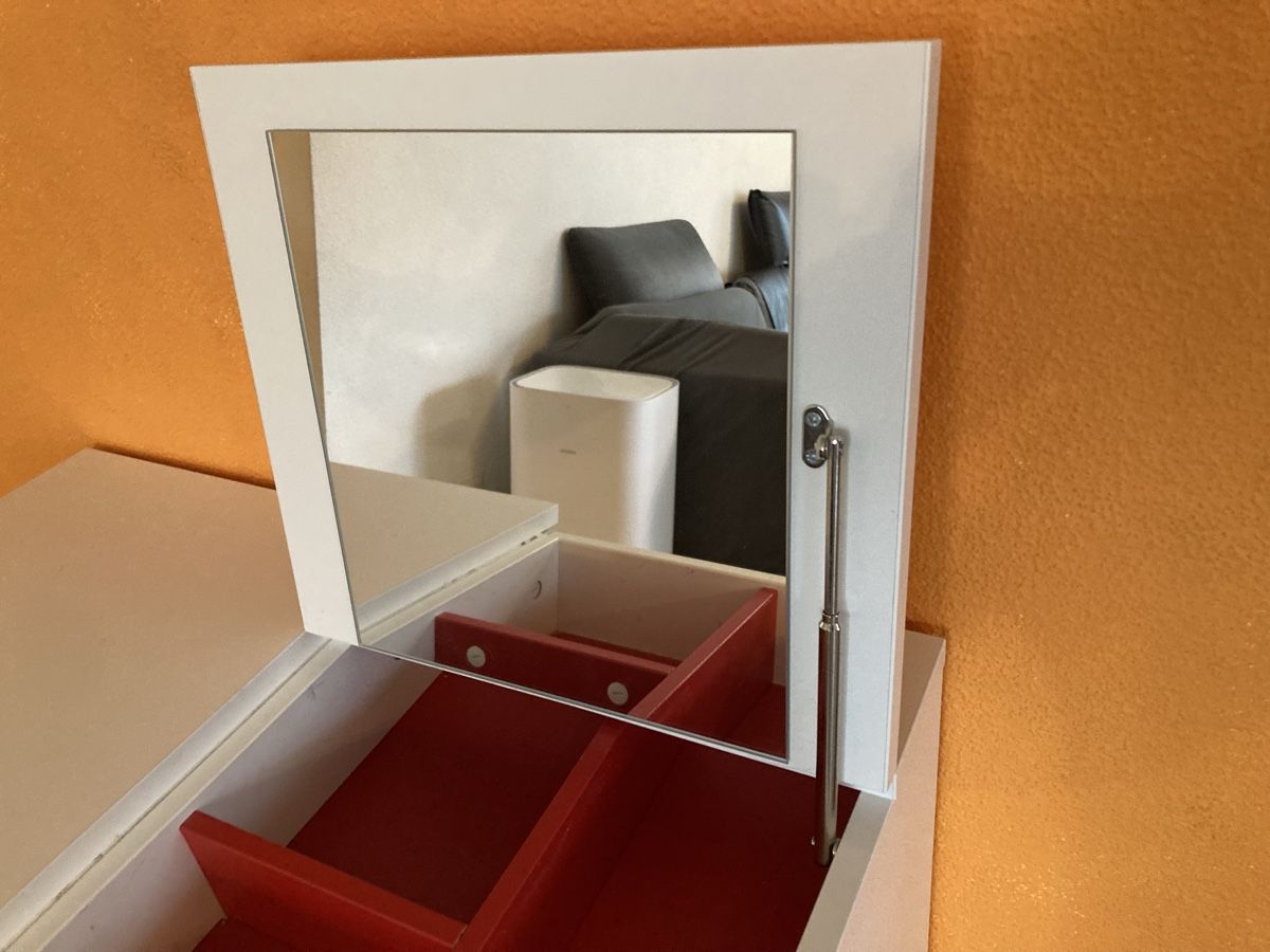 Ikea Tavoli da trucco: Schminktisch weiss (Ikea) – Usato da Tuggen venduto da mal_2zll 4