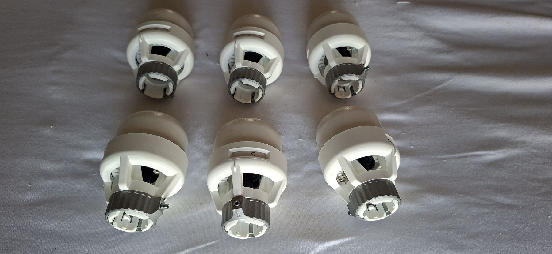 Danfoss Altro per la casa: Thermostatköpfe Danfoss RA-N weiss 6 Stk.  – Usato da Bern venduto da Stalino 5
