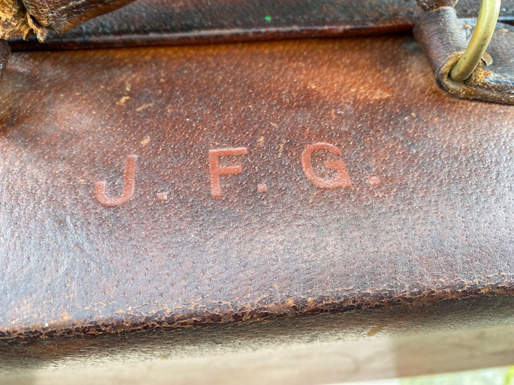 Cassapanche: seltener antiker Finnigans Reisekoffer / Oldtimer Koffer – Usato da Feldbach venduto da Olive1 9