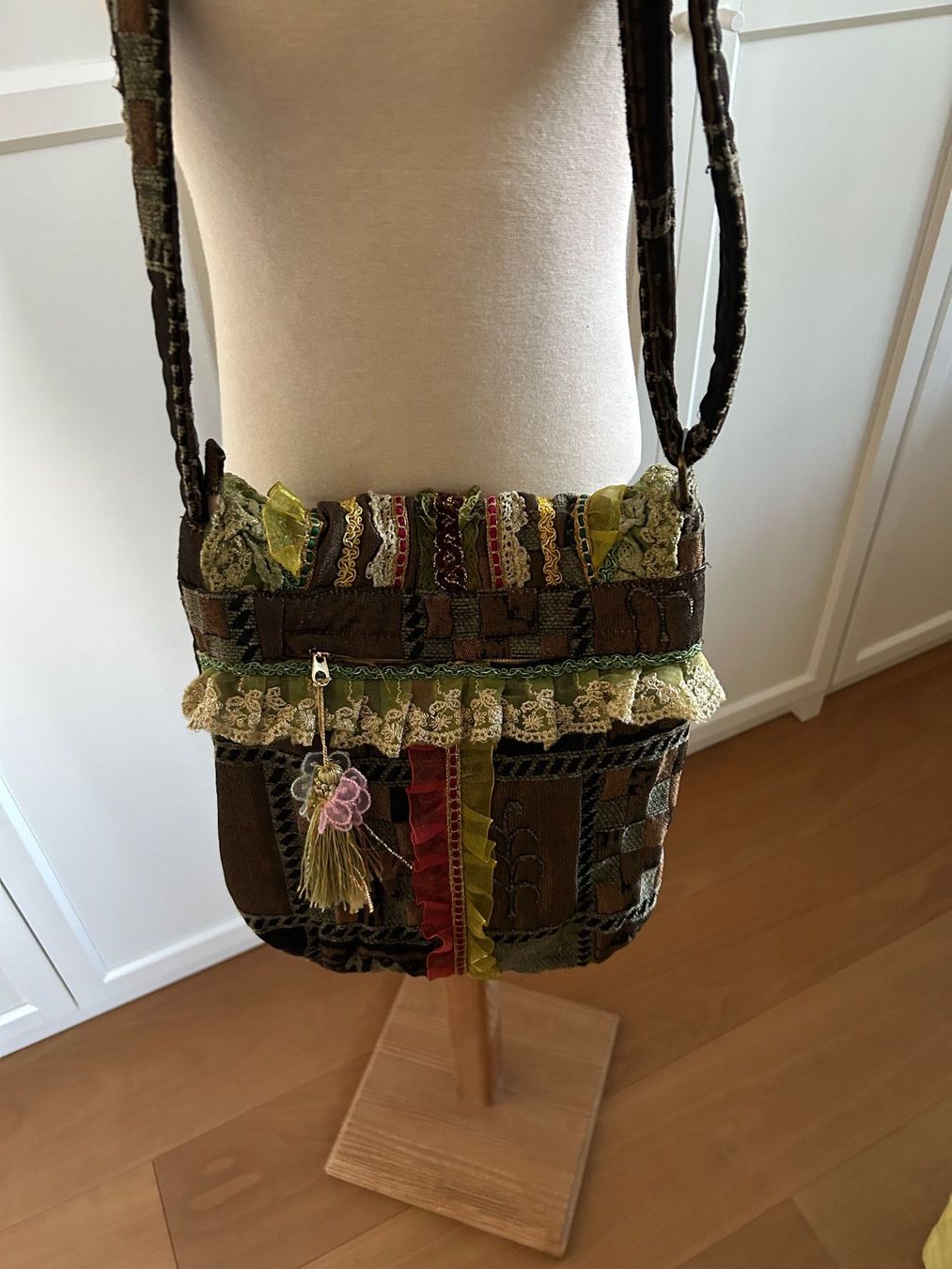 Sacs femmes: Umhängetasche – D'occasion à Luzern par lou4444 4