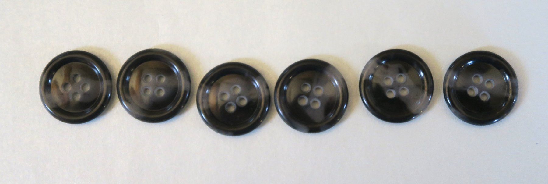 Knöpfe: 6 Knöpfe, ø 20 mm, schwarz/grau – Gebraucht aus Brittnau von marlenestone 3