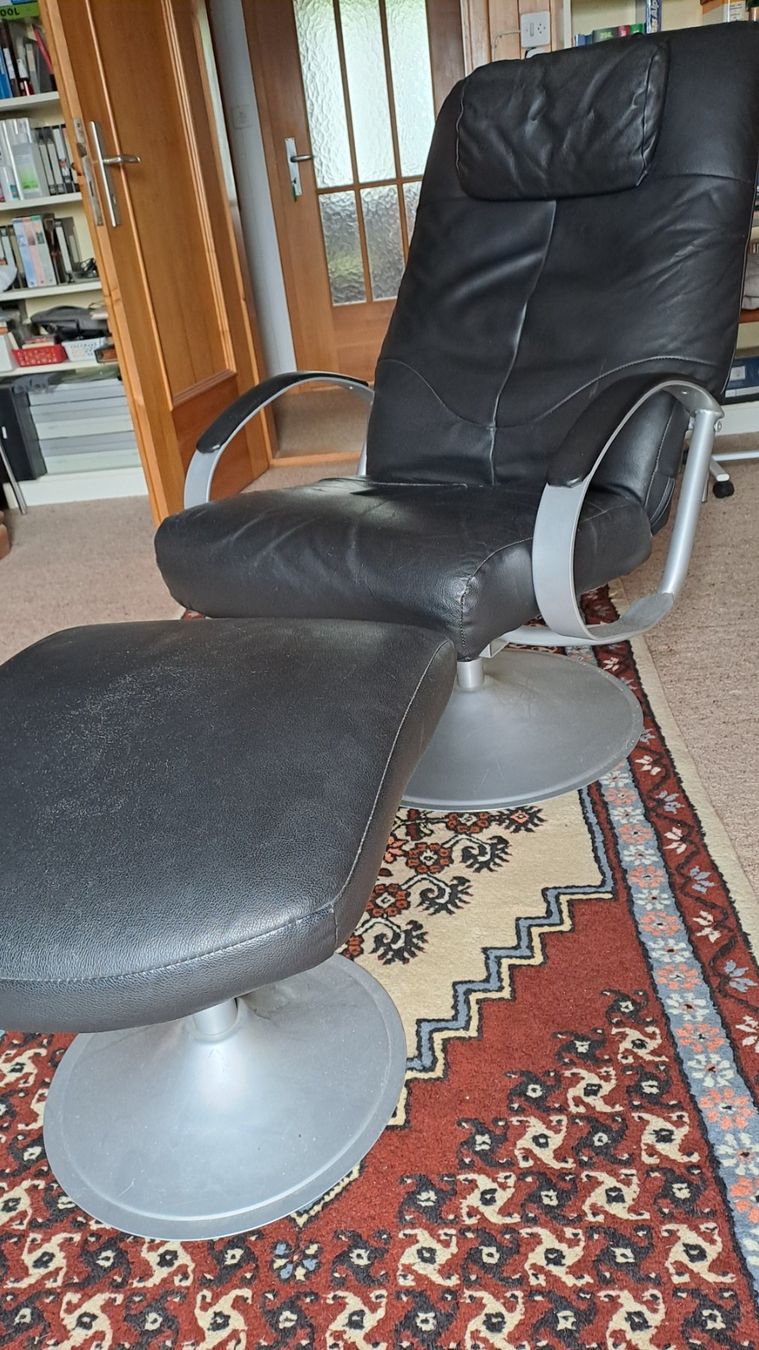 Poltrone: Sessel mit Fussteil – Usato da Weggis venduto da tigresse02 1