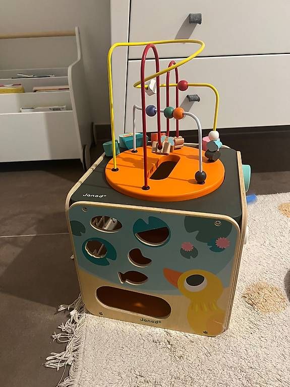 Janod Giocattoli: Cube d'activité jeux Janod bois – Usato da Marly venduto da juj_m2hg 1