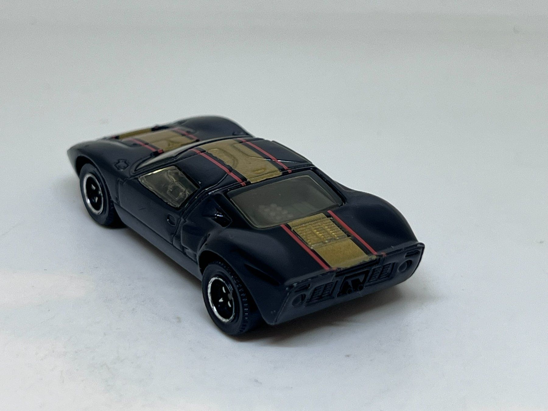 Matchbox Modellini d'auto: Matchbox Ford GT40 #694 – Usato da Wildegg venduto da LaaBoutique 2