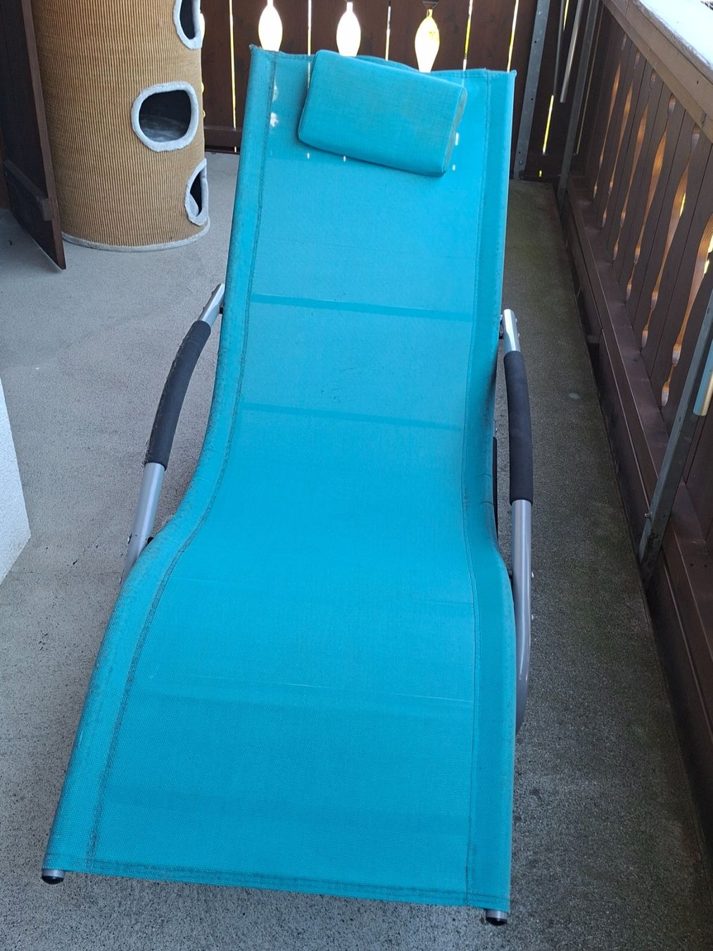 Chaises longues: Schaukelliegestuhl – D'occasion à Wilderswil par bha_sk59