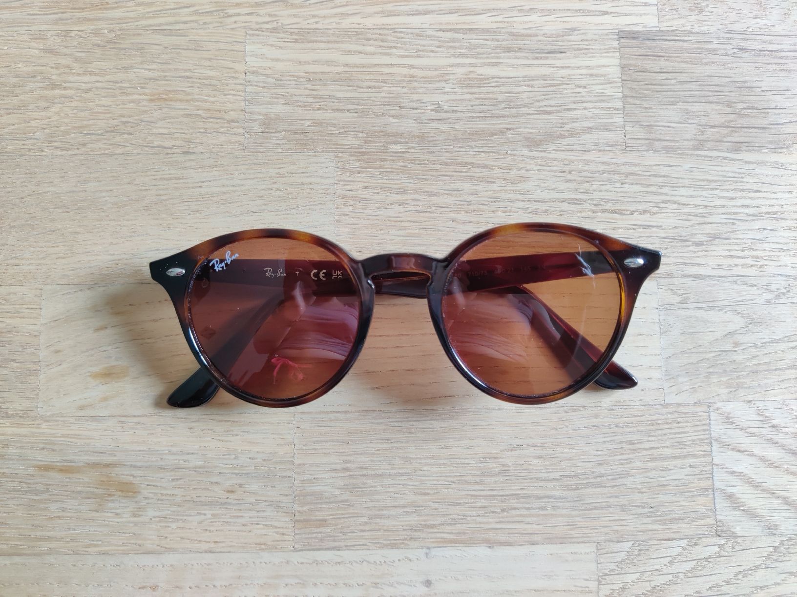 Ray-Ban Occhiali & Lenti: Ray-Ban Sunglasses RB2180, 145 – Nuovo (secondo la descrizione) da Bern venduto da Feld11