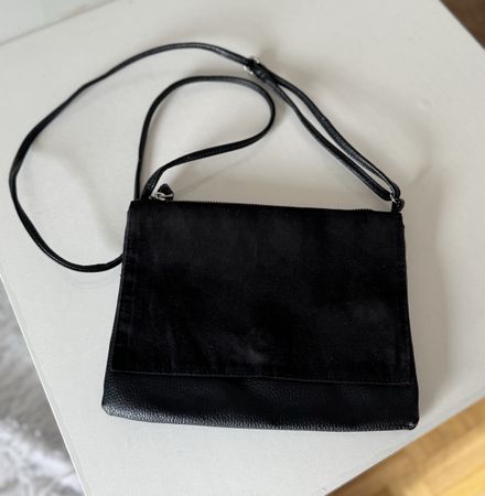 H&M Umhängetasche in Schwarz 🖤