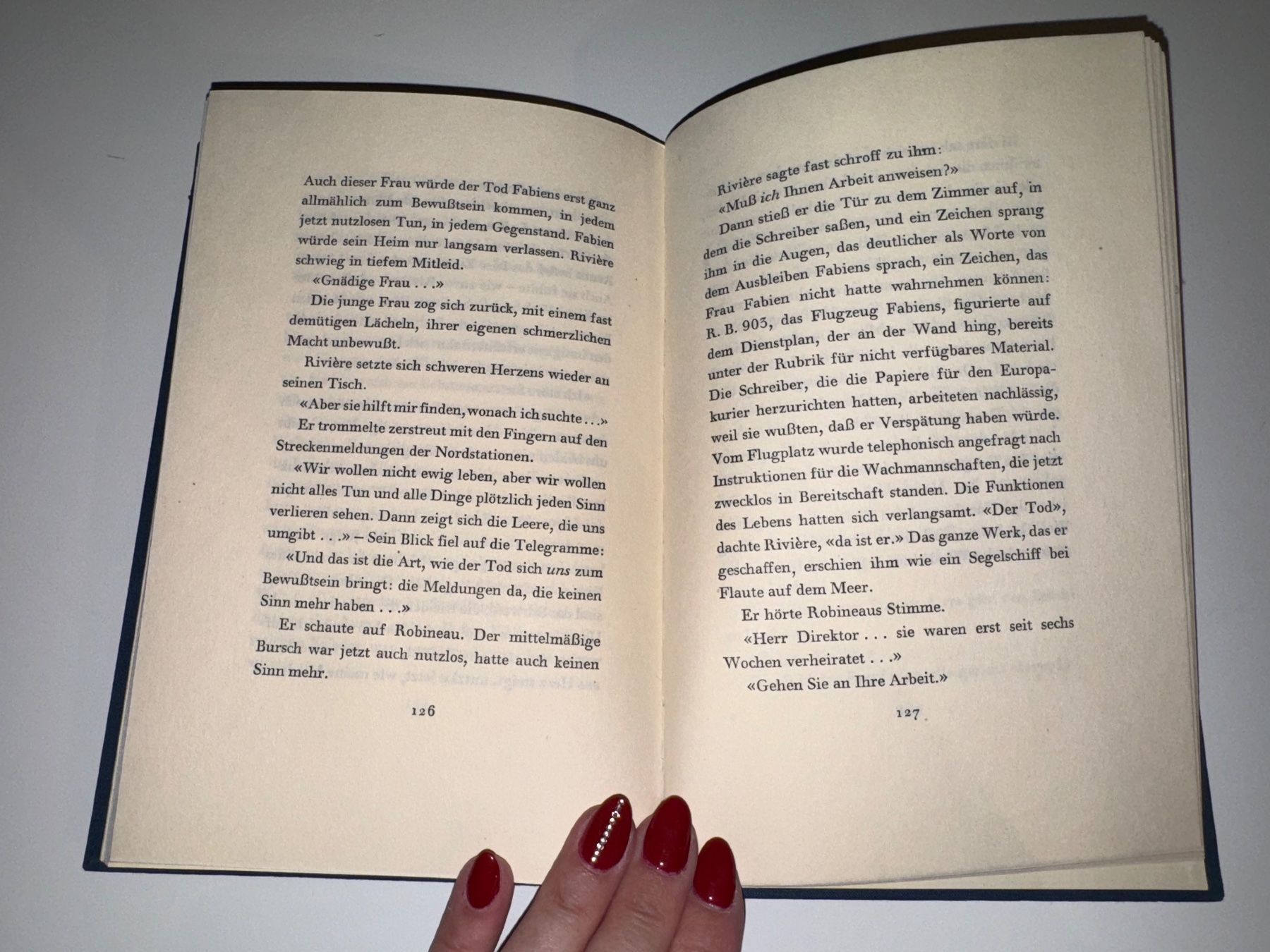 Libri: BUCH: Nachtflug – Usato da Grosswangen venduto da Second_hand_paradise 7