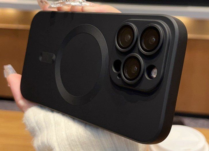 Cover & Protezioni schermo: iPhone 14 Pro Max MagSafe Soft Silikon Case Hülle schwarz – Nuovo e nell'imballaggio originale da Rorschacherberg venduto da elektrofreak 2