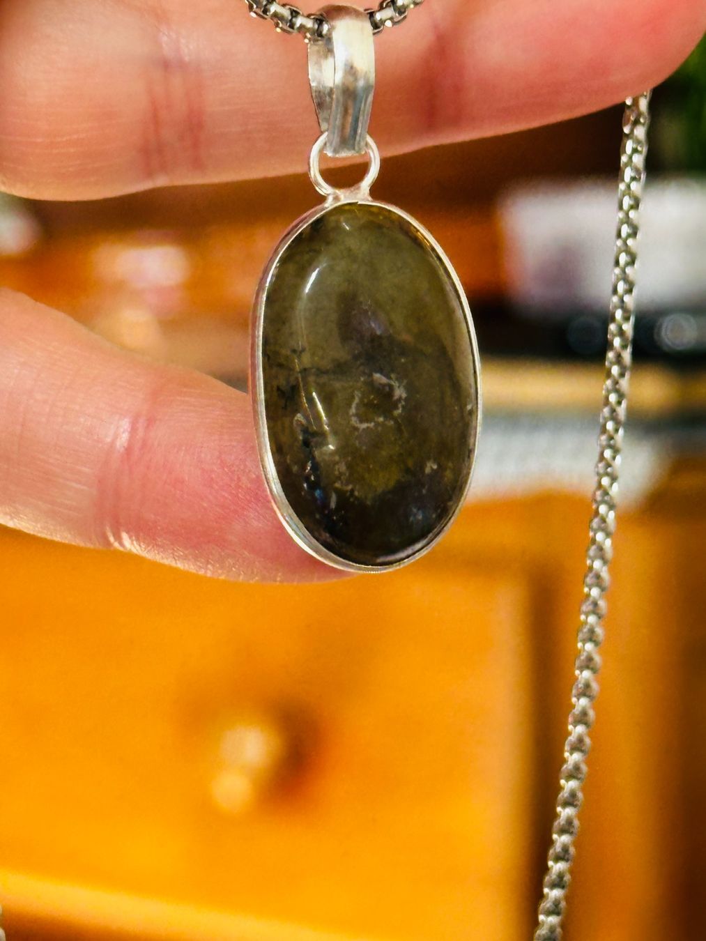 Catenine: Labradorite necklace – Nuovo e nell'imballaggio originale da Genève venduto da AGBERG