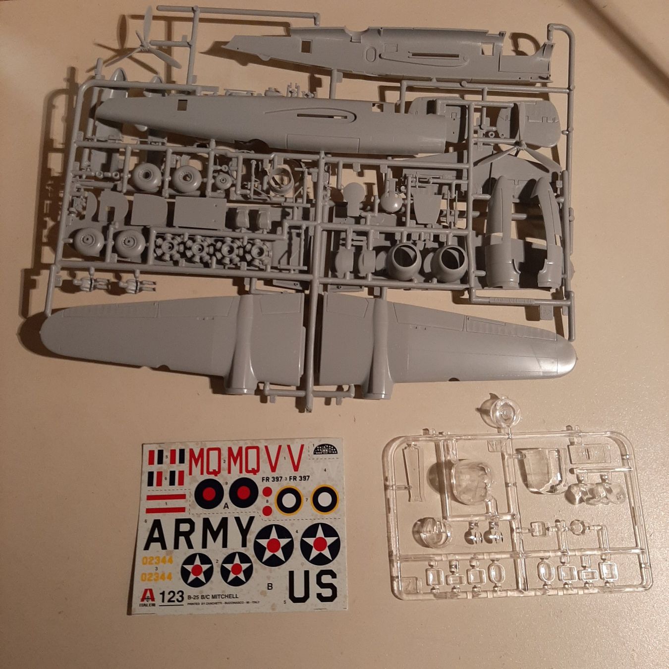 Italeri Kit di modellismo & Modellini statici: 2502 ... N.A. B-25 B/C Mitchell ... Italeri 123 – Usato da Bonstetten venduto da Benibanny59 4