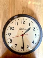 Schöne schlichte alte Vintage Küchenuhr, Marke Telechron