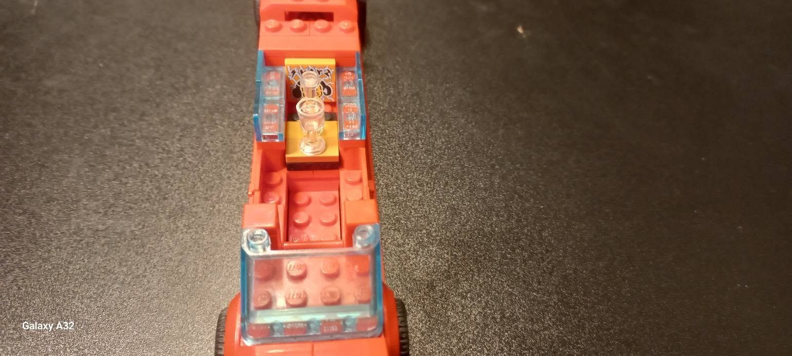 Lego Jouets: Ensemble de 3 voitures Lego – D'occasion à La tour de treme par Legocreation82 7
