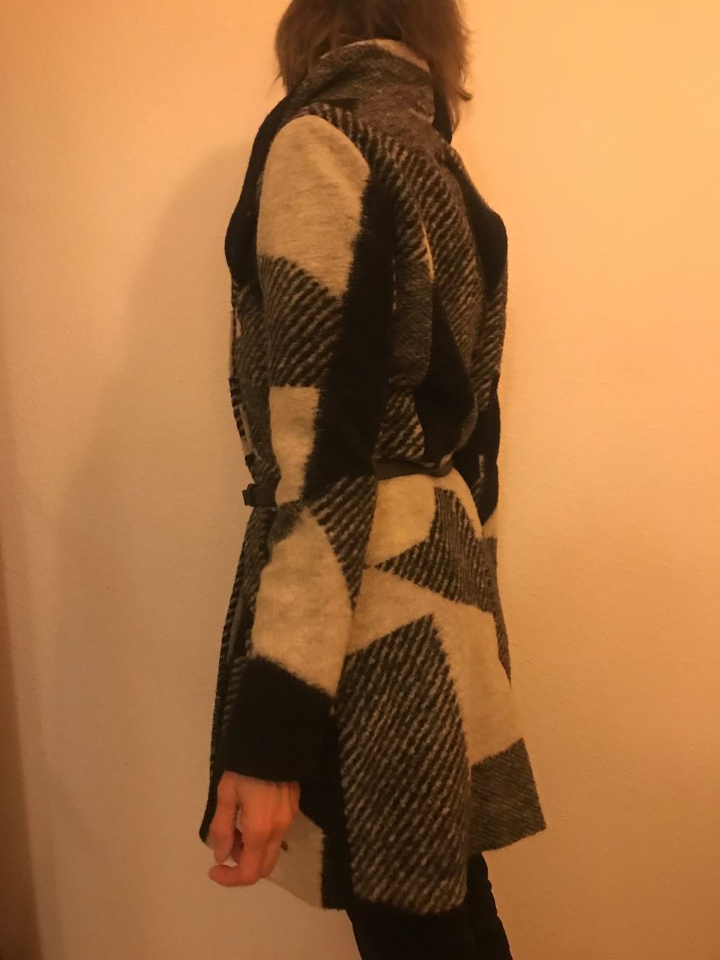 Desigual Cappotti: Desigual coat 47% wool blend 38 EUR – Usato da Onex venduto da johnca 3